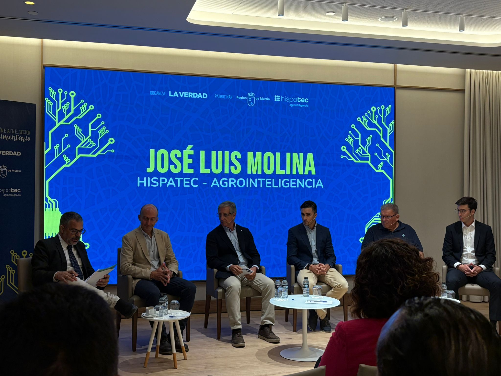COITTRM/ACARMITT asiste al foro “Digitalización e IA en el sector agroalimentario” en Murcia